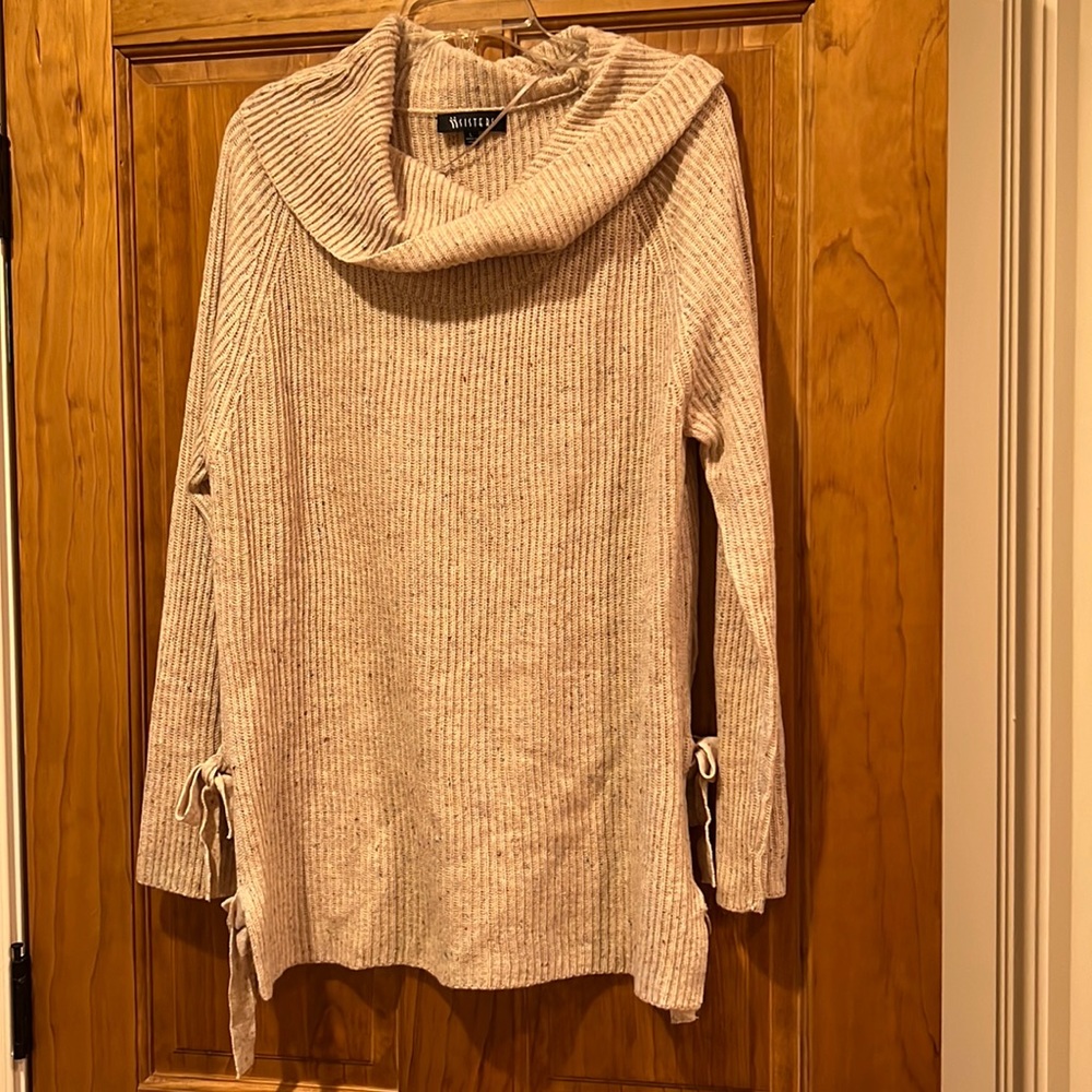 ii sisters sweater
